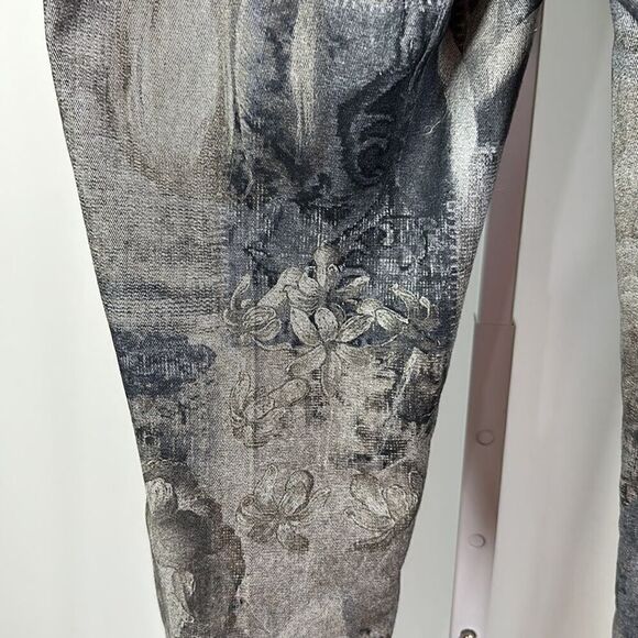 LISETTE L Women’s Pull On Allover Print Skinny Cropped Pants Green/Gray Size 6 - Picture 7 of 10